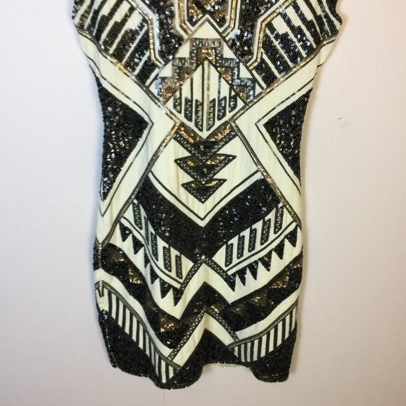 Express Mini Bodycon Dress Size XS Womans Black Gold Sequin Geometric Cap Sleeve - Picture 4 of 13